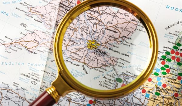 magnifier on maps looking for Bulgarian accountant in London
